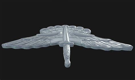 Stl File Military Freefall Parachutist Badge 🪖・design To Download