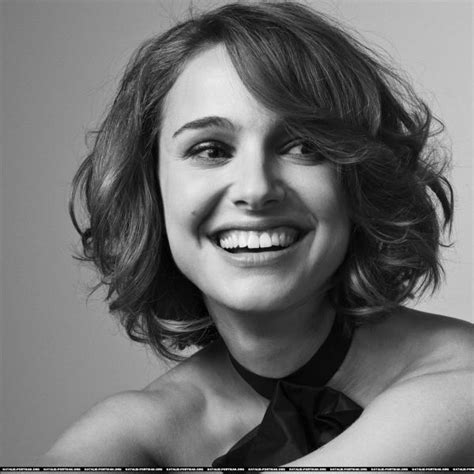 Natalie Portman Coupe Cheveux Bouclés Coupe De Cheveux Courte