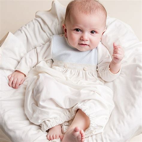 Le baptême d'eau par immersion. 1001+ conseils superbes sur quelle tenue pour un baptême