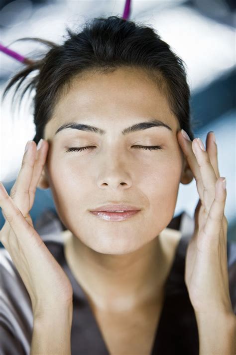 5 Facial Massage Techniques—and How They Benefit Your Skin