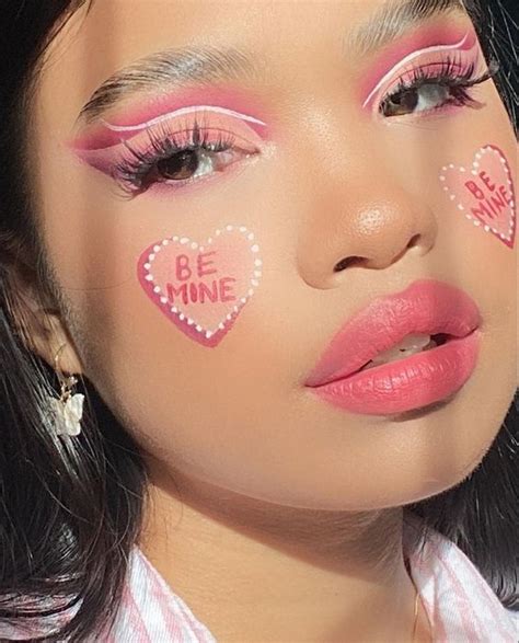 13 Maquillajes inspirados en San Valentín que harán suspirar a tus