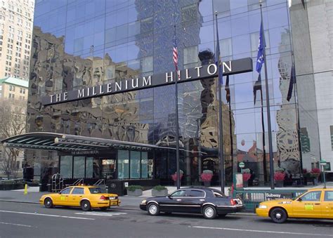 Checking In New York Citys Millenium Hilton Hotel Eat Drink Travel