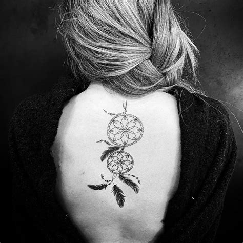 60 Attractive And Sexy Back Tattoo Ideas For Girls 2020 Sooshell