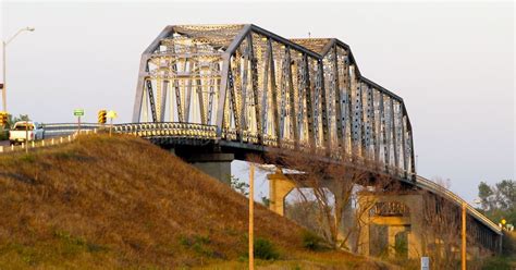 Macgellan Us Hwy 30 Missouri River Bridge