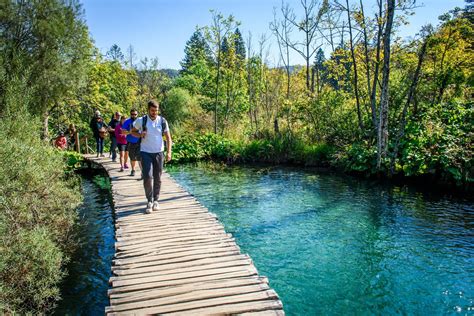 Plitvice Lakes Day Group Tour From Split