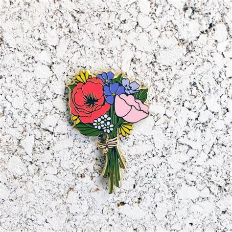 Beautiful Bouquet Of Flowers Flowers Bouquet Mini Ornaments Pin And Patches Cute Pins Hard