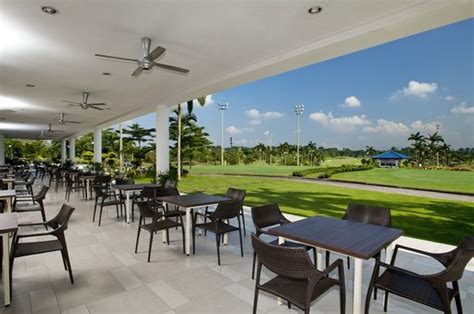Отель 1st inn hotel glenmarie расположен в малайзии по адресу: Famous for local cuisine and Golfers- Garden Terrace ...