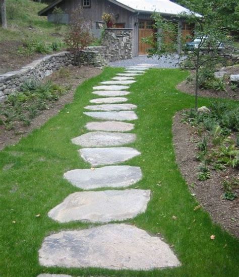 This may be because the chosen material is naturally irregular in shape, such as some paving stone or slate, or because it is 'broken' material, most often concrete flags. Garden Path Stepping Stones - New England Fieldstone
