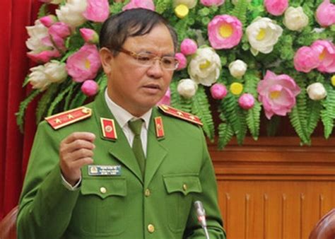 Tuy nhiên nếu bạn đã 14 tuổi nhưng không có nhu cầu. Trung tướng Trần Văn Vệ: Không bỏ chứng minh nhân dân