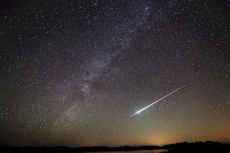 The Ursid Meteor Shower Of 2020 Is Peaking Now Heres What To Expect