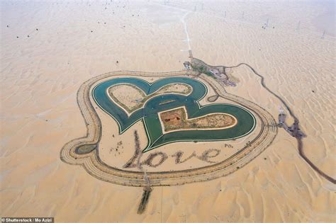 Dubais Incredible Heart Shaped Love Lake In The Middle Of The Desert