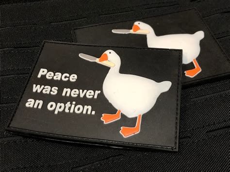 La Paz Nunca Fue Una Opción Goose Meme Funny Pvc Morale Patch Etsy México
