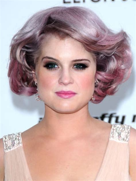 Sporting thom browne sweater, black wacoal bra, lydell nyc earrings, marc jacobs clutch and alison lou rings. purple and pink vintage hair kelly osbourne | Hair color ...