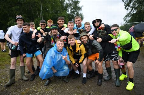 Phil daniels) at glastonbury 2009. Parklife 2019 first pictures as festival-goers brave the mud in Heaton Park - Manchester Evening ...