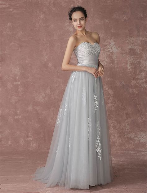 We did not find results for: Silber Hochzeitskleid Strand Brautkleid trägerlosen Tüll ...