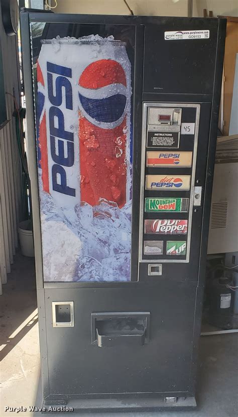 Dixie-Narco vending machine in Hoxie, KS | Item GO9153 sold | Purple Wave