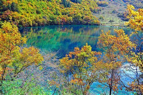 Crystalline Turquoise Lake Jiuzhaigou National Park China Wallpaper Hd Nature 4k Wallpapers