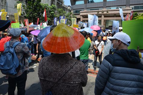 【圖輯】移工上街諷刺「了不起，負責」要求廢私人仲介制度三大訴求 民報 Peoplenews