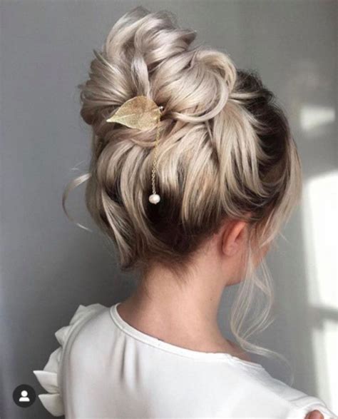 Ballet Lights Is The Hair Trend That Will Upgrade Your Topknot Hair