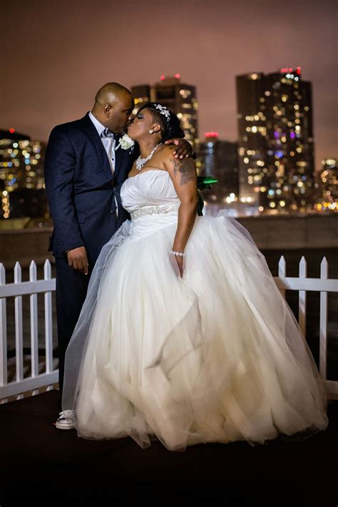 Scegli tra immagini premium su wedding african american della migliore qualità. www.kaylabellevents.com | Peacock Weddings NYC Weddings ...
