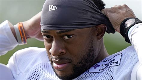 Bears WR Allen Robinson Addresses Cryptic Tweets, Extension | Heavy.com