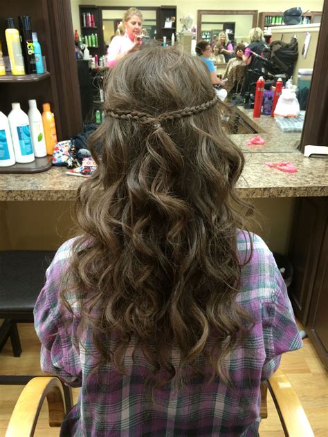In this regard, you can keep your hair down for homecoming with loose curls. Pin by Michelle Beemer on My Healthy Hair. | Hair styles ...