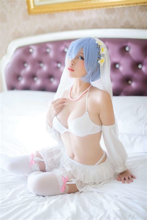 lingerie bride rem cosplay by erzuo nisa casts a hypnotizing spell sankaku complex