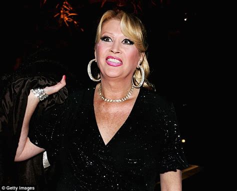 Australian Transgender Icon Carlotta Overcomes Cancer Daily Mail Online