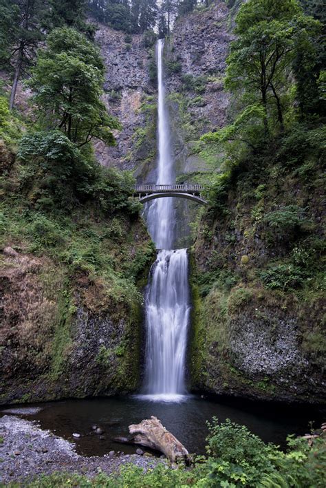 Multnomah Falls Oregons Tallest Waterfall I Put Up A Ver Flickr