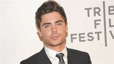 Zac Efron Does A Choreographed Dance To Turn Down For What Zac Efron