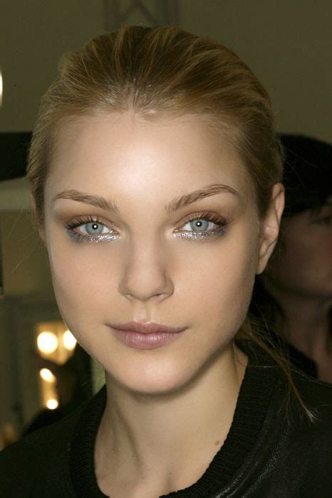 Jessica Stam Silver Eyeliner Silver Glitter Eye Makeup Makeup Looks