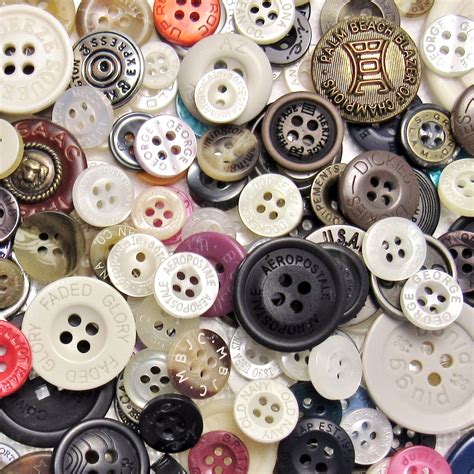 The Branded Button Assortment A Variety Mix Of 200 Vintage To
