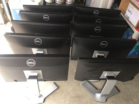 Two 22 Inches Dell Monitors Can Rotate 90 Degrees 60 Each For Sale In