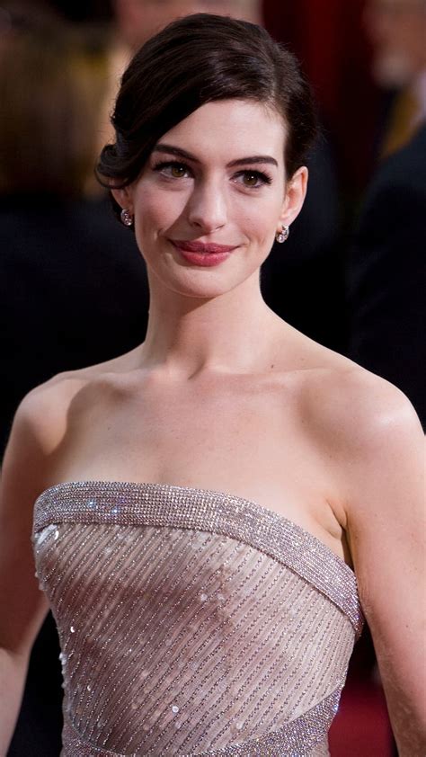 Anne Hathaway heroína Anne Hathaway Hollywood fondo de pantalla del