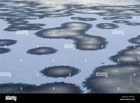 Freezing Ice Hi Res Stock Photography And Images Alamy