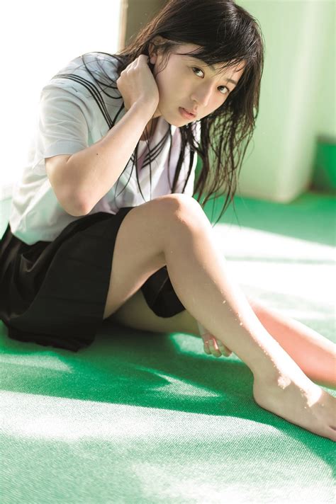 日本一可愛い普通の女子高生水着ショットに再挑戦 透明感に期待高まる モデルプレス