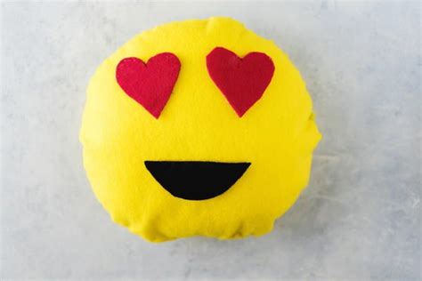 Decorative Diy Emoji Pillow Emoji Pillows Emoji Pillows Diy Pillow