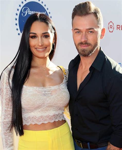 Pregnant Nikki Bella Says Her Feet Have Become So Swollen That She Can