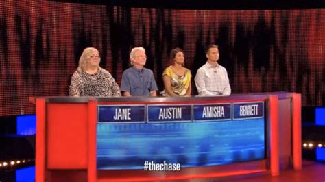 The Chase Bradley Walsh Fans Distracted By Strange Itv Show Twist Tv