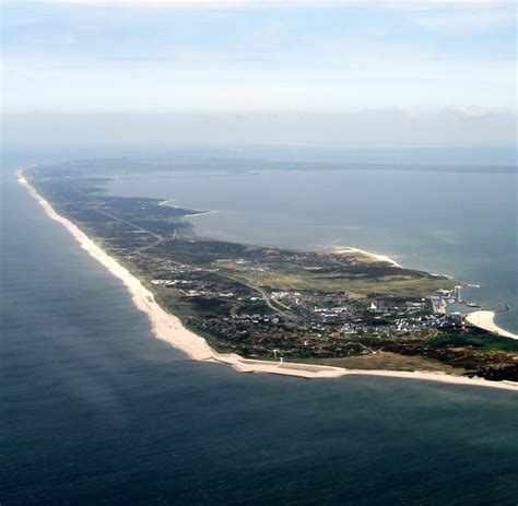 With regard to establishing a new or expanding an already existing entity. Immobilienmarkt: Auf Sylt werden Ferienhäuser immer teurer ...
