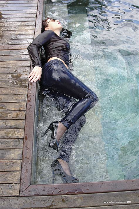 Wetlook Onlinecom © Picture Viewer Nylons And Pantyhose Tight Jeans Knockout Body