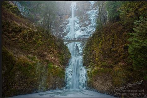 Multnomah Falls In The Beautiful Columbia River Gorge Oregon Gary