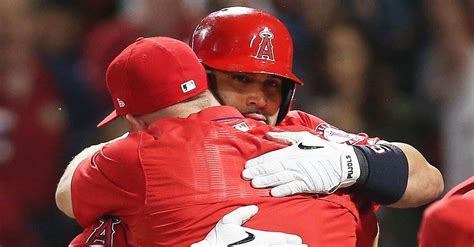 Louis cardinals tests marucci's cat 5 baseball bat. Albert Pujols : 600 circuits, plus qu'un simple nombre ...