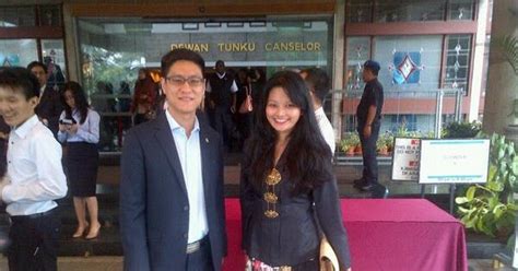 | wcc berterima kasih kepada sahabat di sabah dan sarawak yang secara sukarela menterjemahkan buku cerita 'lisa dan rahsianya' kepada bahasa iban. INILAH KISAH ANTARA DYANA SOFYA DAN ZAIRIL KHIR JOHARI ...
