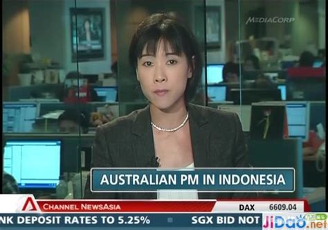 Just today (may 3), channel newsasia dropped a recruitment video on facebook featuring its very own reporter leong wai kit. Undercover Boss: Loke Wei Sue