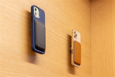 Apple Stores Highlight Iphone 12 Magsafe Accessories With Interactive