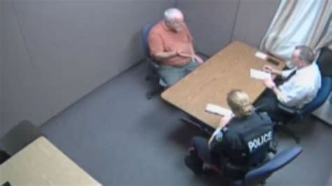 video shows toronto police interviewing serial killer bruce mcarthur in 2016 letting him go