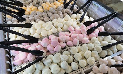 Please note that our entire whole cakes menu is not offered weekly. Mochi ijs | Verkrijgbaar bij de Whole Foods Markets ...