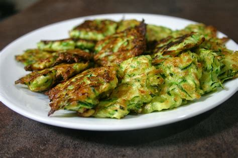 They are most frequently served with either sour cream or a marinara. Effortnesslessly: Zucchini Pancakes