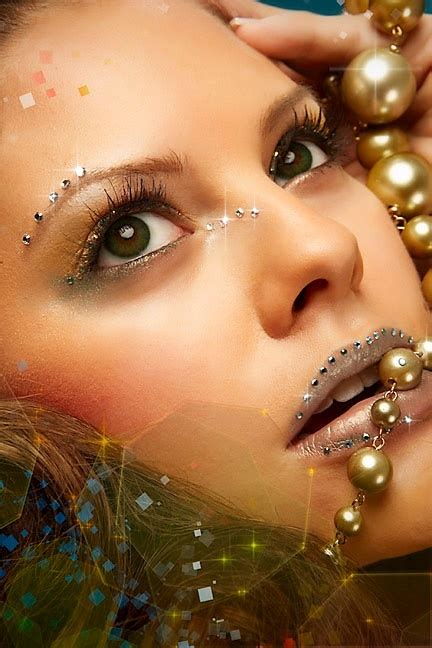 Makeup With Crystals Jewel Makeup Crystal Makeup Runway Makeup